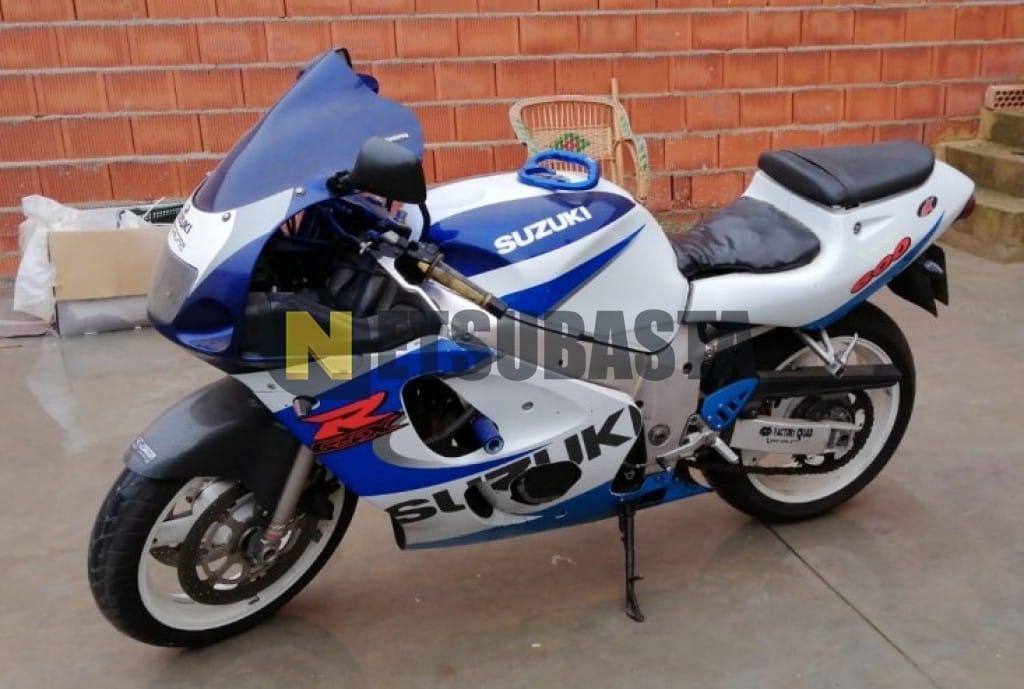 Subasta de Suzuki GSXR 600 1999