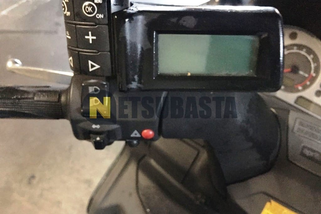 Subasta de Aprilia Arrecife 500 2004 Subasta de Aprilia Arrecife 500 2004