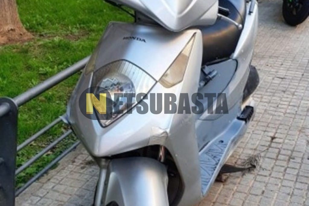 Subasta de Honda Dylan 150 2006