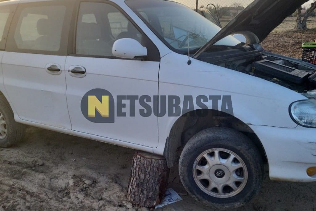 Kia Carnival 2.9 TDI 16V Aut. 2000
