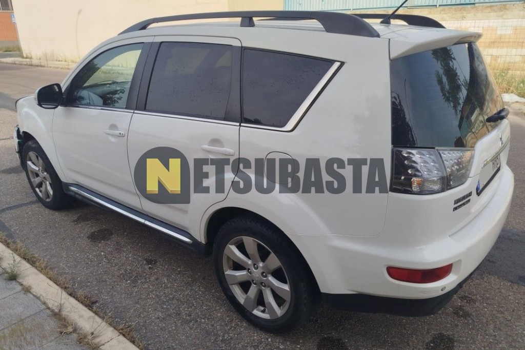 Mitsubishi Outlander 220 DI-D MIVEC 2011