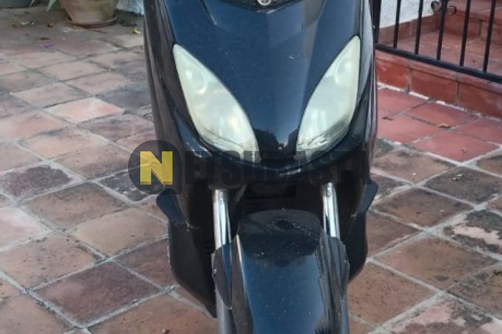 Yamaha XMAX 250 2008