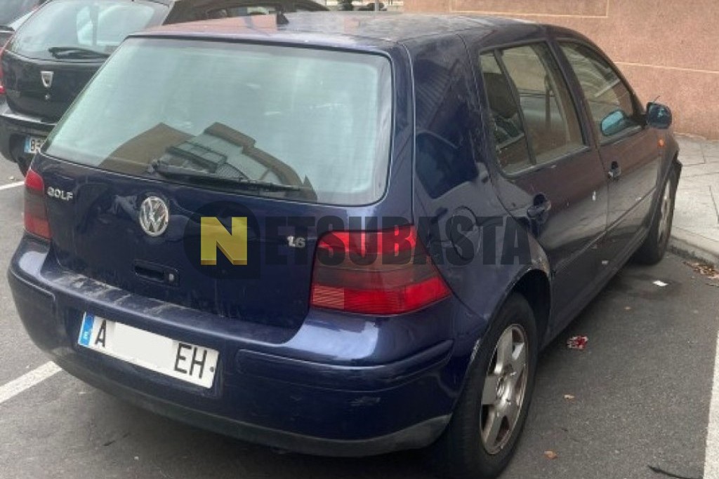 Volkswagen Golf 1.6 2000