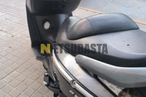 Yamaha XMAX 125 2006