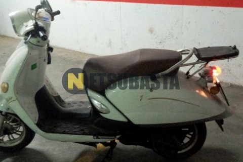 Yamaha XMAX 125 2006