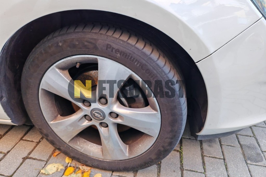 Opel Astra 2.0 CDTI 2011