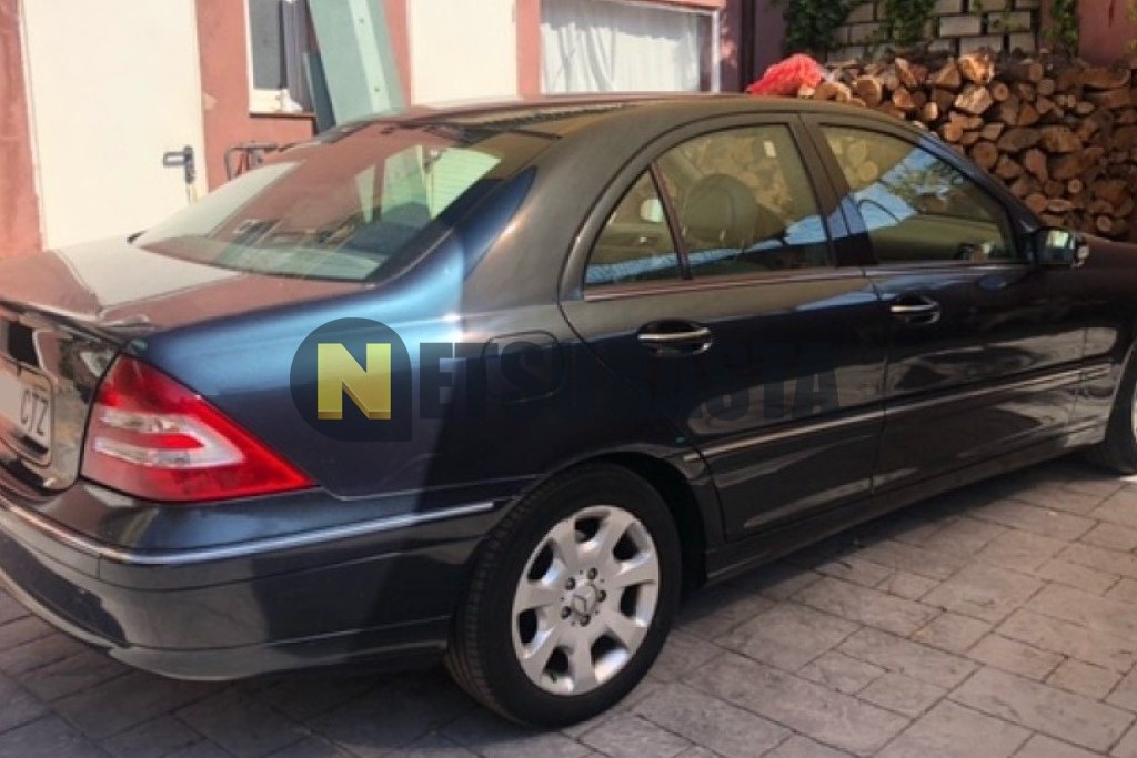 Mercedes-Benz C 220 CDI Aut. 2004