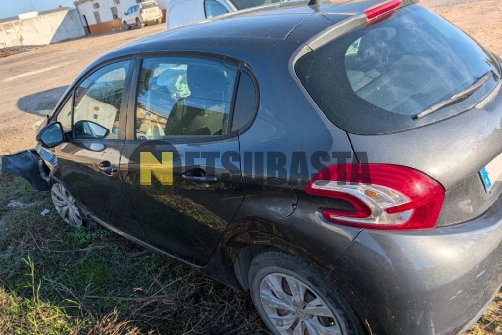 Peugeot 208 1.4 HDi 2014