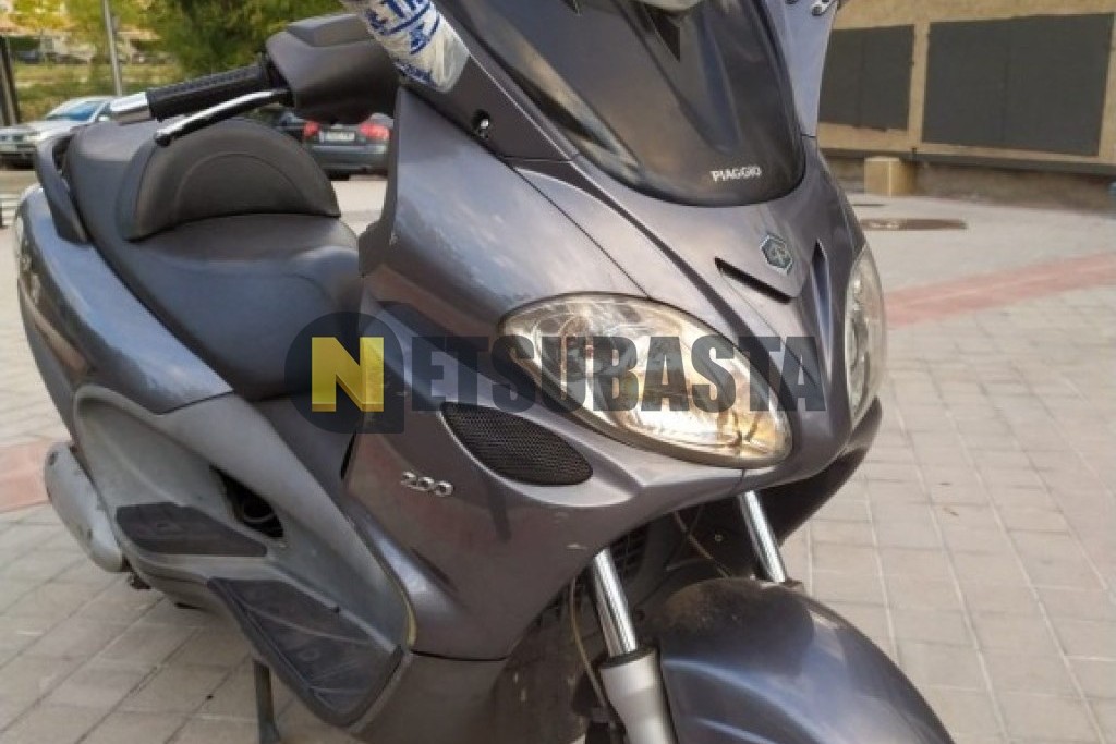 Piaggio X9 EVOLUTION 125 2006