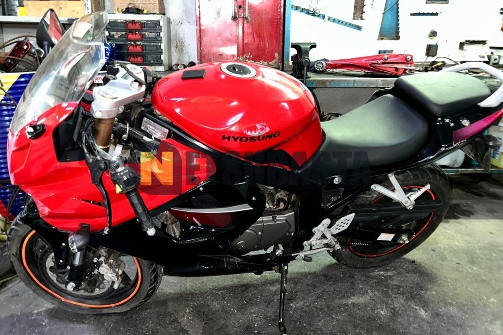 Hyosung GT 125 Comet 2008