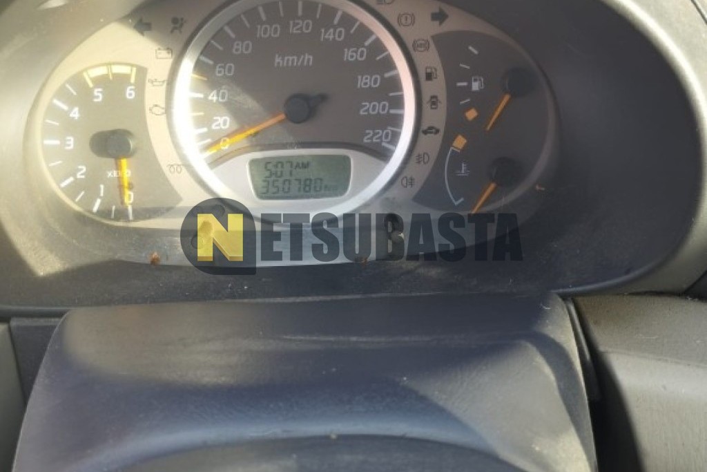 Nissan Almera Tino 2.2 Di 2001