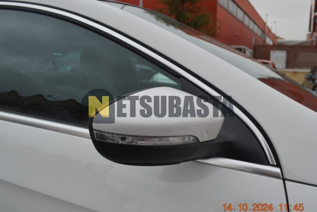 Volkswagen CC 2.0 TDI DSG BlueMotion 2012