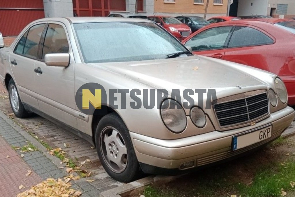 Mercedes-Benz E 220 Diesel 1997