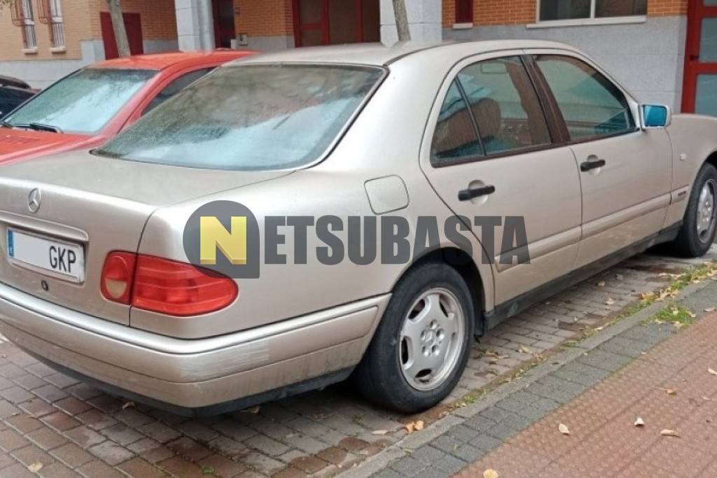 Mercedes-Benz E 220 Diesel 1997