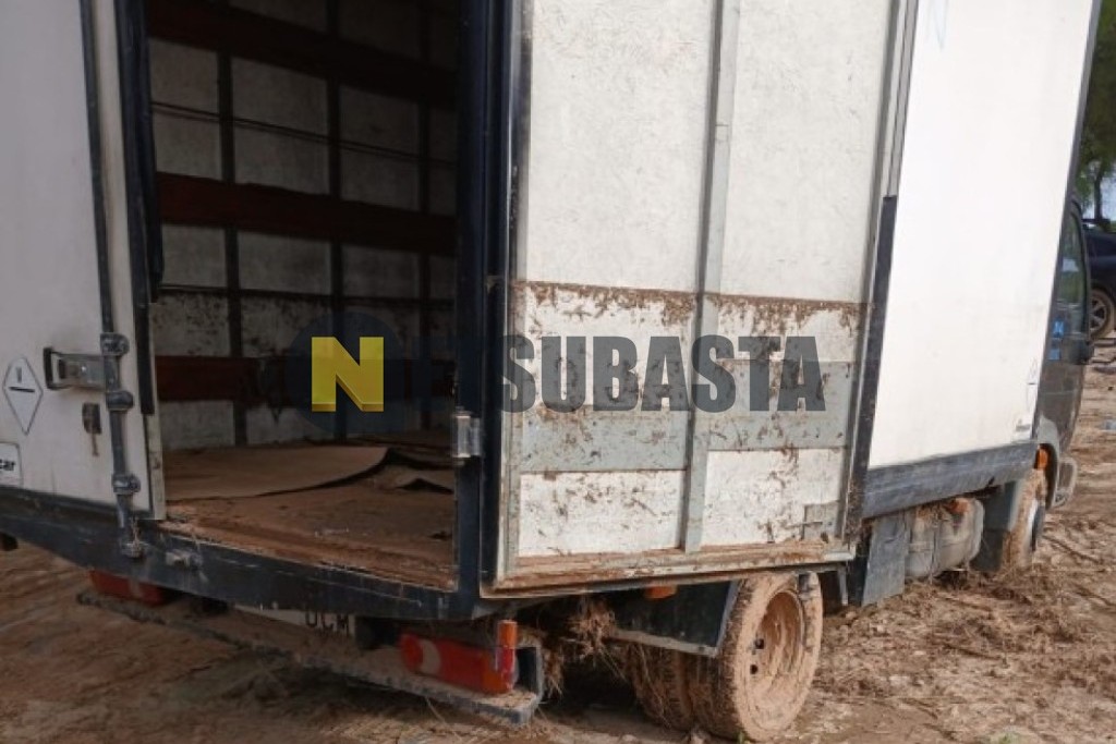 Nissan Cabstar E 110.35 2004