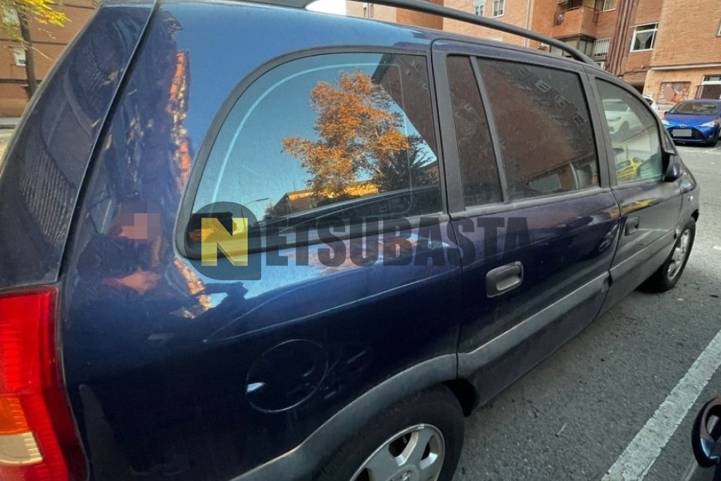 Opel Zafira 2.0 DTi 2001