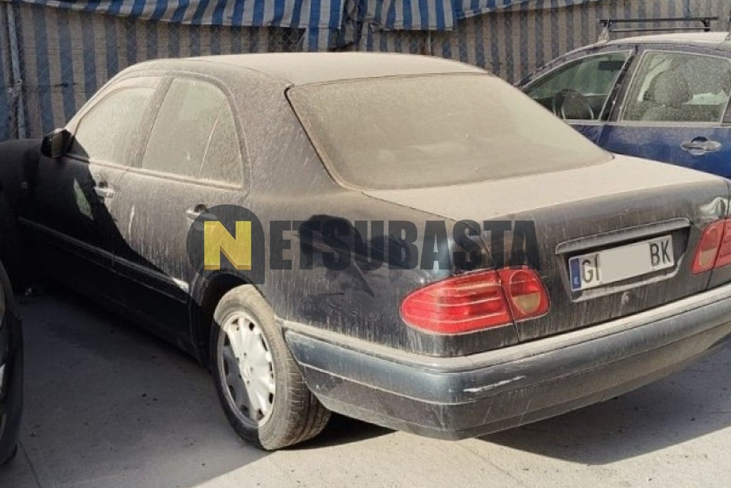 Mercedes-Benz E 300 TD Aut. 1998