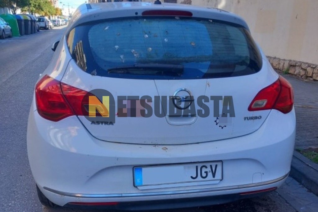 Opel Astra 1.4 Turbo 2015