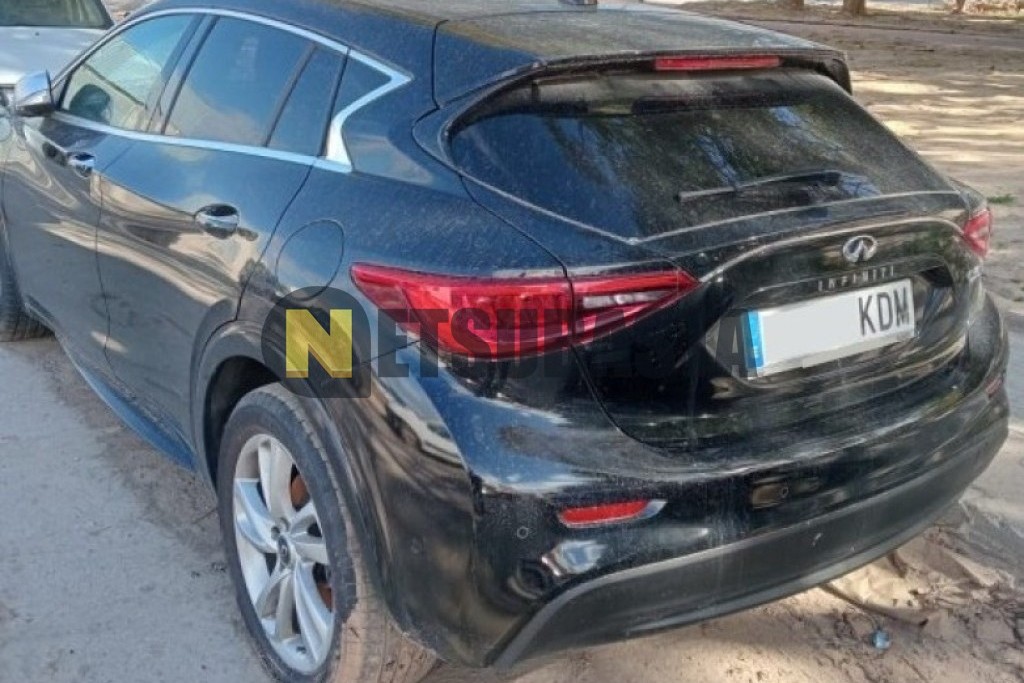 Infiniti Q30 1.5d 7DCT 2016