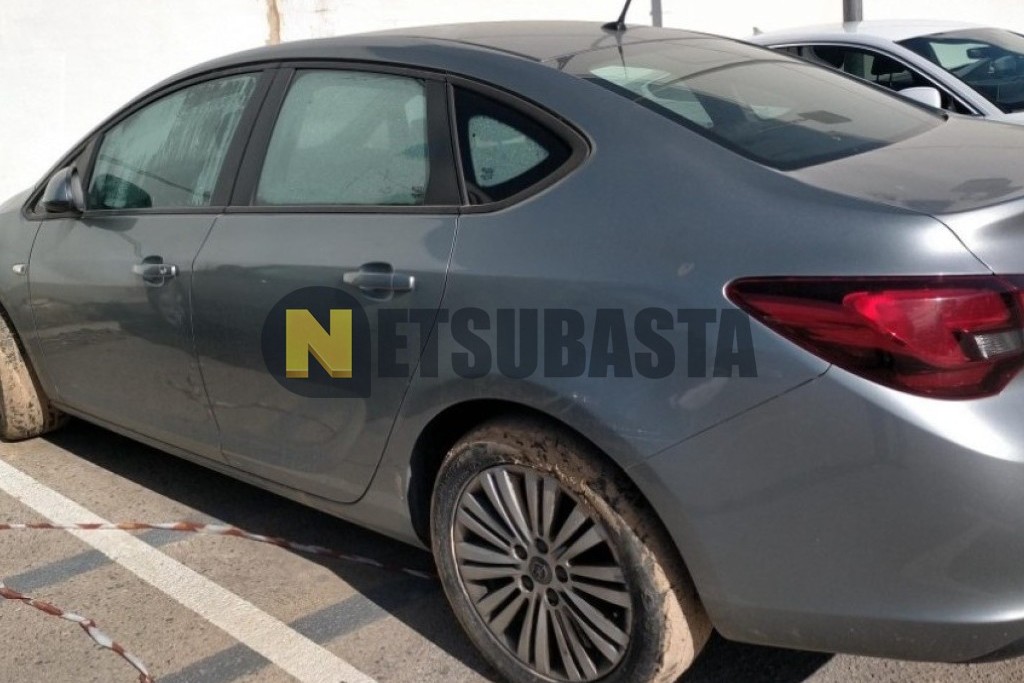 Opel Astra 1.7 CDTI 2014