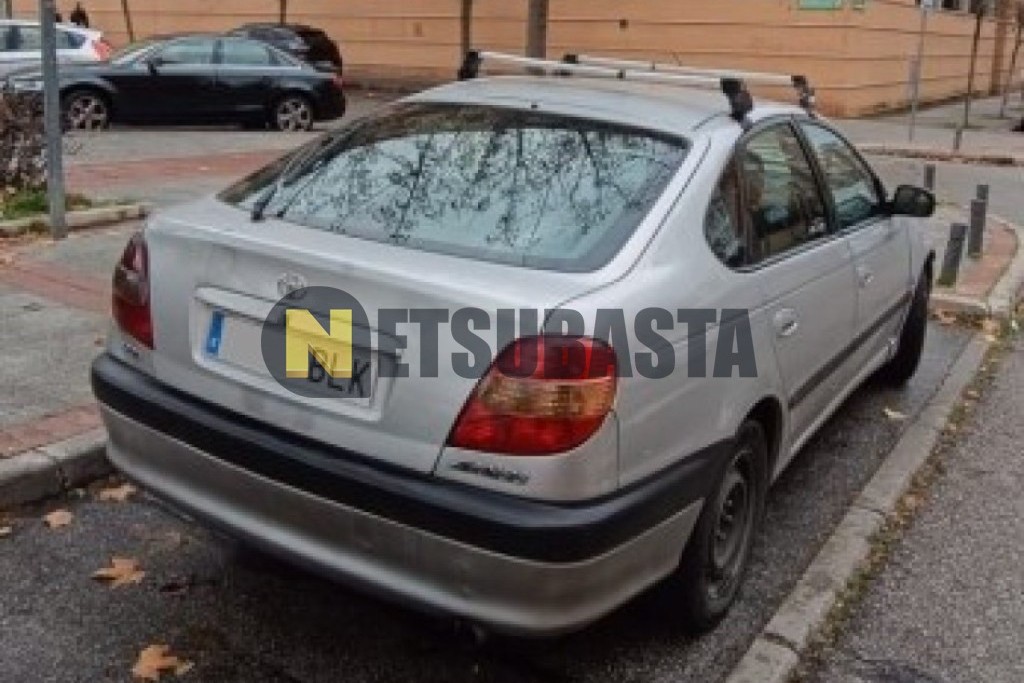 Toyota Avensis 2.0 D4-D 2001