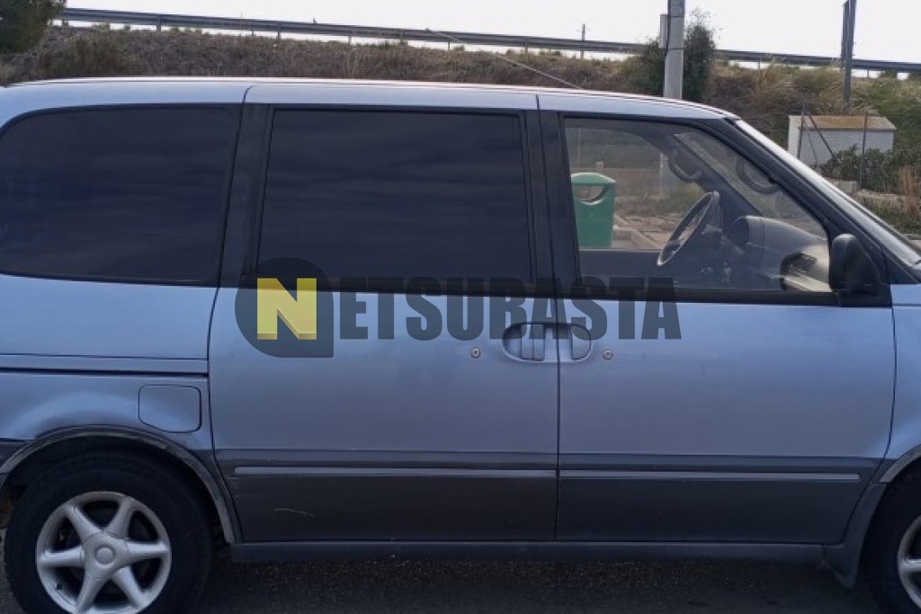 Nissan Serena 2.0 1994