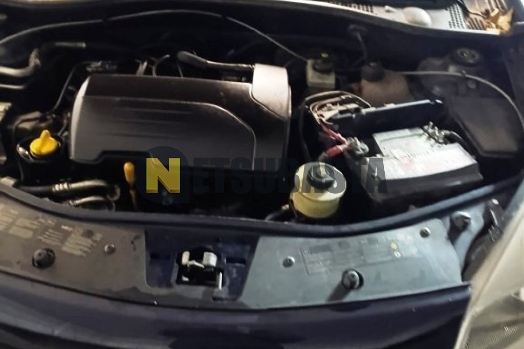 Dacia Sandero 1.2 16v 2010