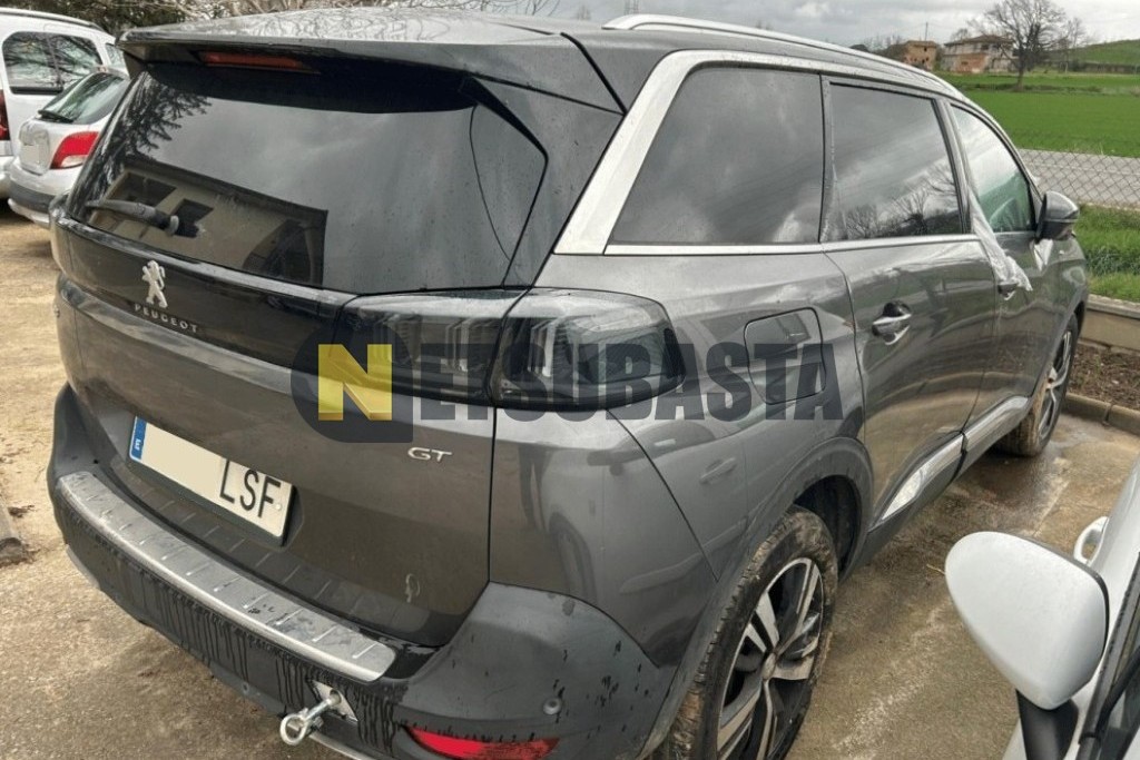 Peugeot 5008 1.5 BlueHDi EAT8 2021