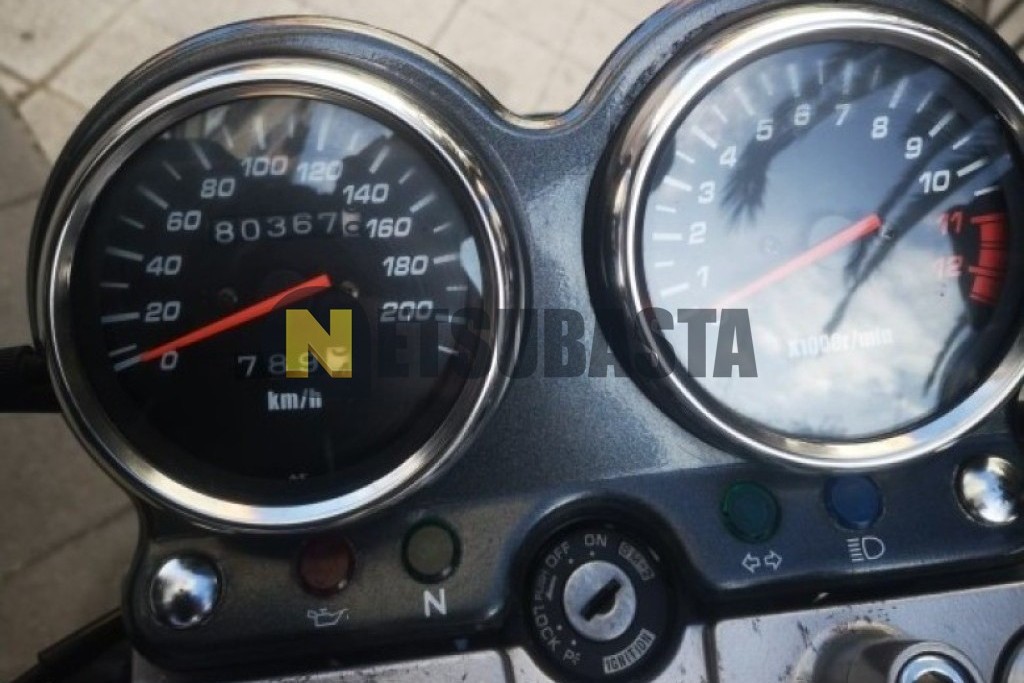 Suzuki GS 500 2002