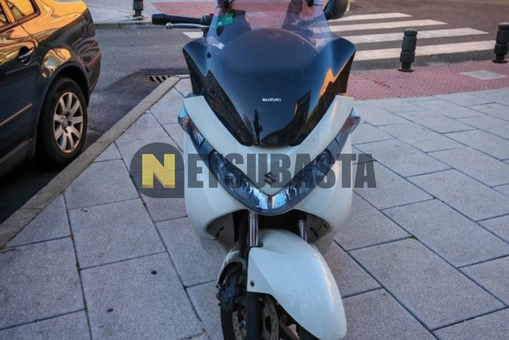 Suzuki Burgman 125 2013