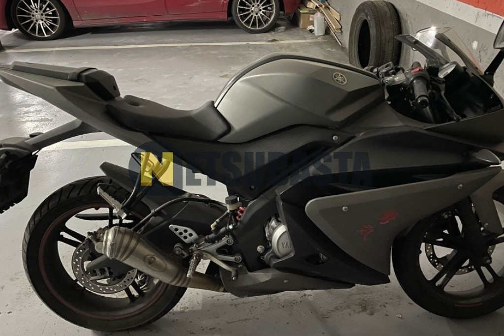 Yamaha YZF R 125 2012