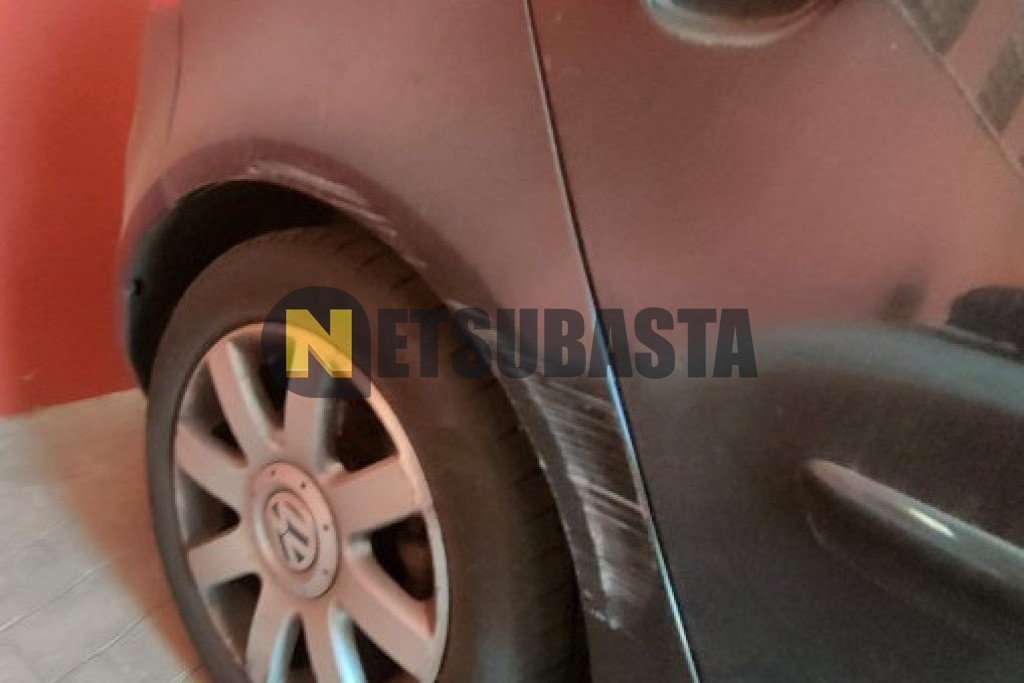 Volkswagen Golf 1.6 2004