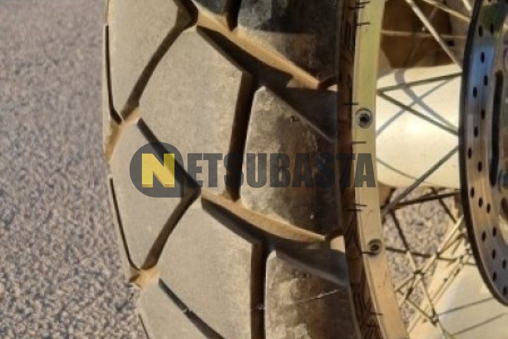 Aprilia ETV 1000 Caponord 2001