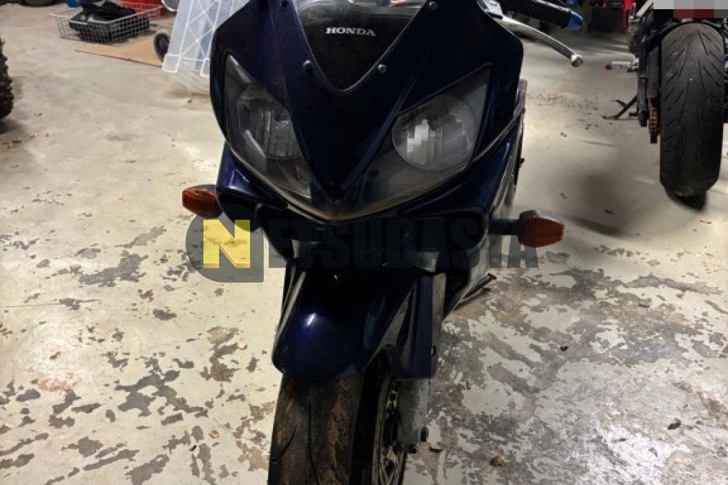Honda CBR 600F 2001