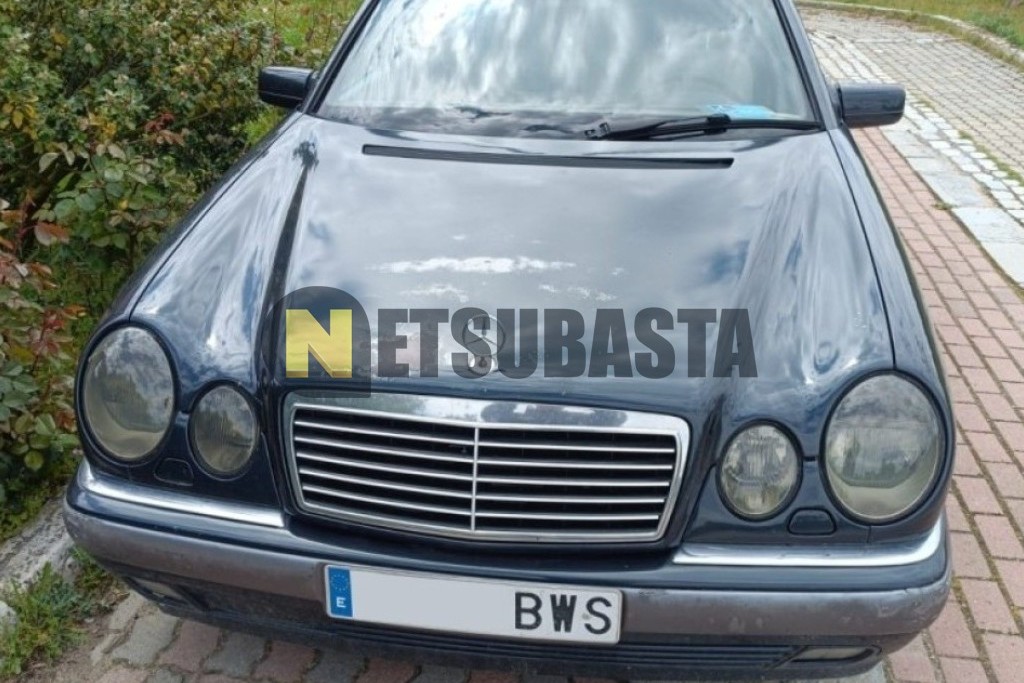 Mercedes-Benz E 300 TD 1997