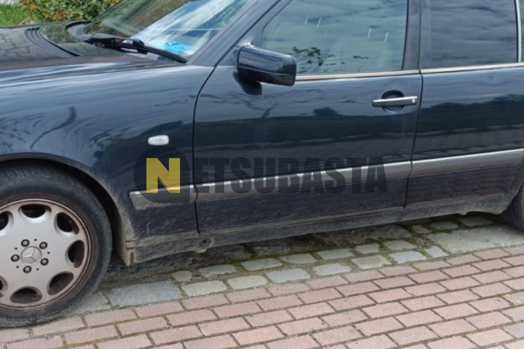 Mercedes-Benz E 300 TD 1997