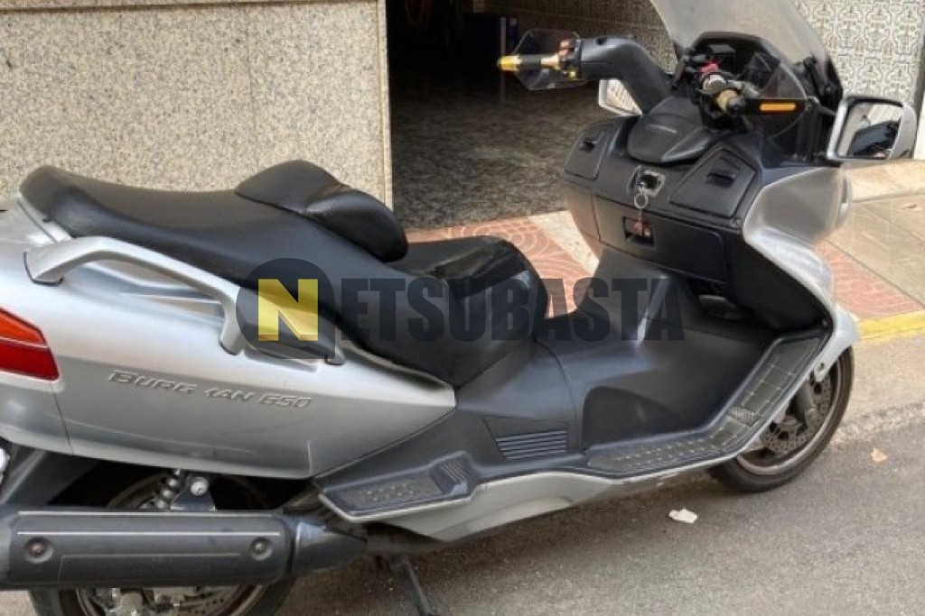 Suzuki AN 650 Burgman 2003