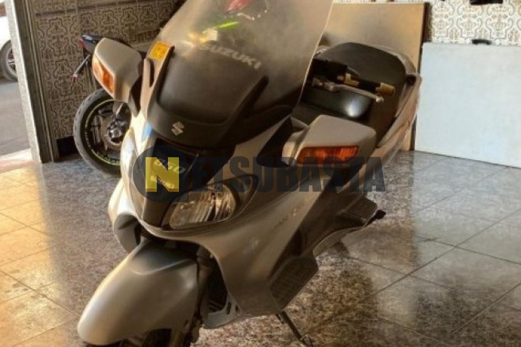 Suzuki AN 650 Burgman 2003