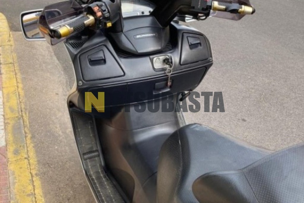 Suzuki AN 650 Burgman 2003