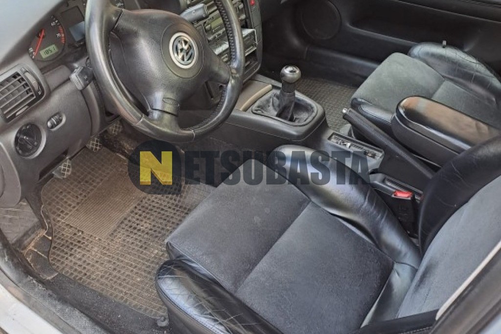 Volkswagen Passat 1.8T 2000
