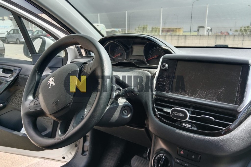 Peugeot 208 1.2 PureTech ETG5 2014
