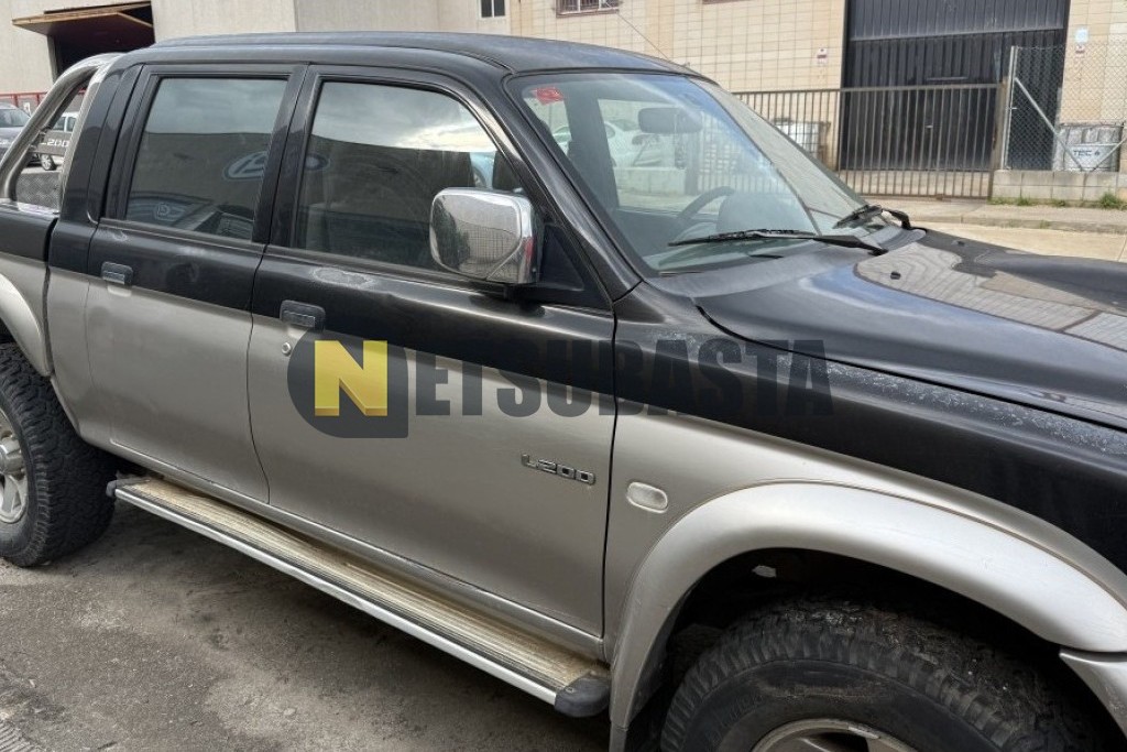 Mitsubishi L200 Doble Cabina 2.5 4X4 2004