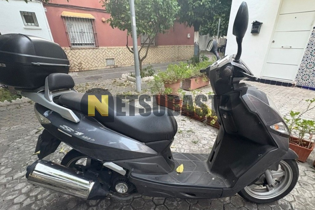 Daelim S1 125 FI 2008
