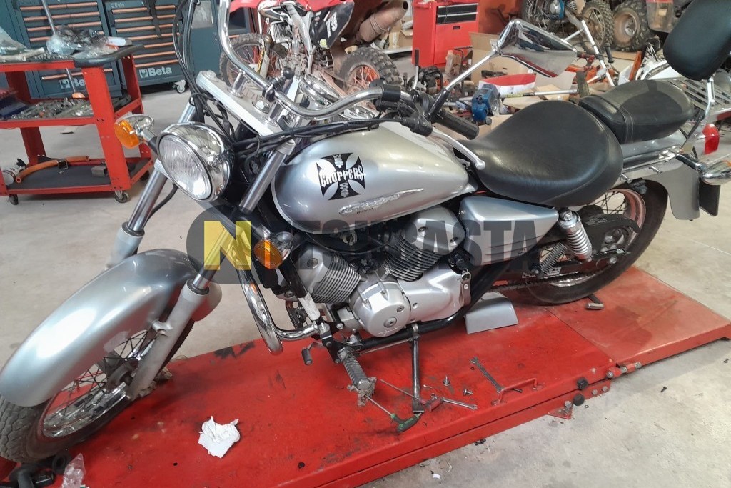 Honda Shadow VT 125 C 2009