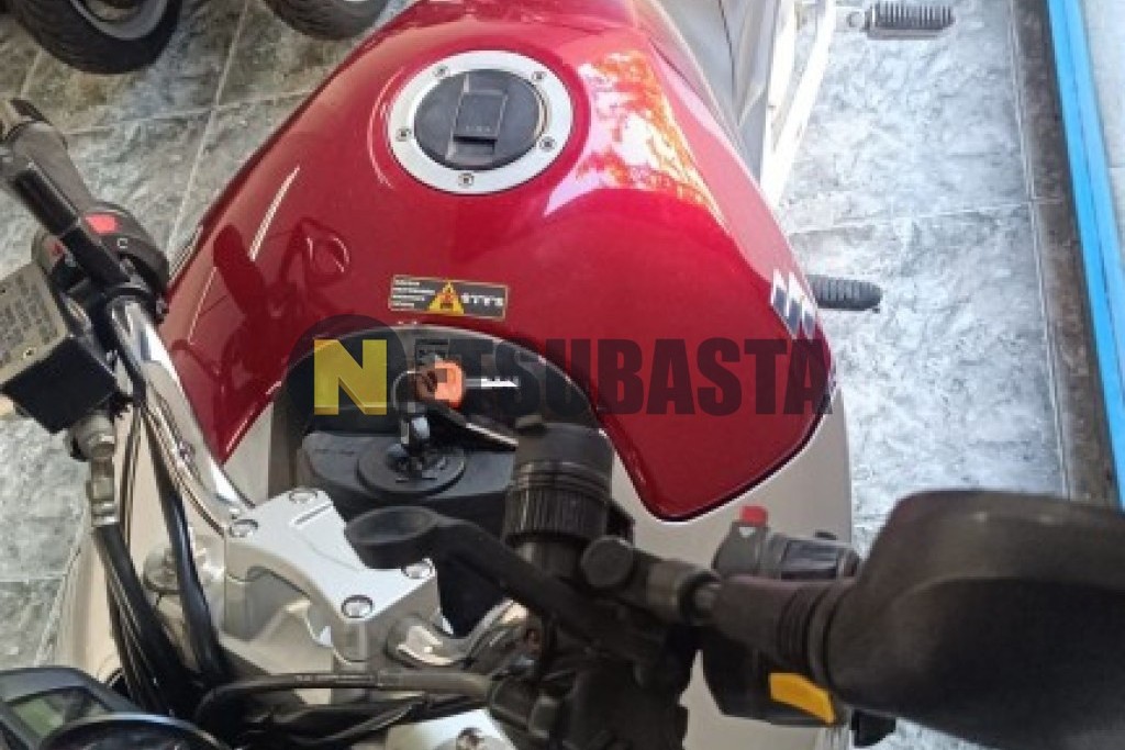 Suzuki GSR 600 2008