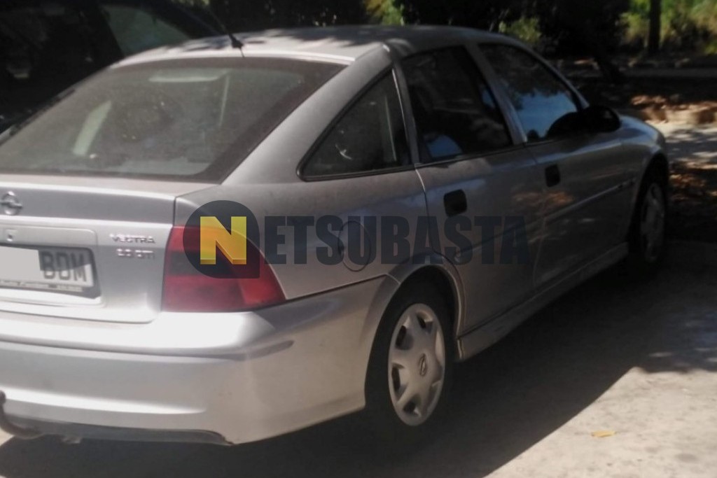 Opel Vectra 2.0 DTI 16v 2000