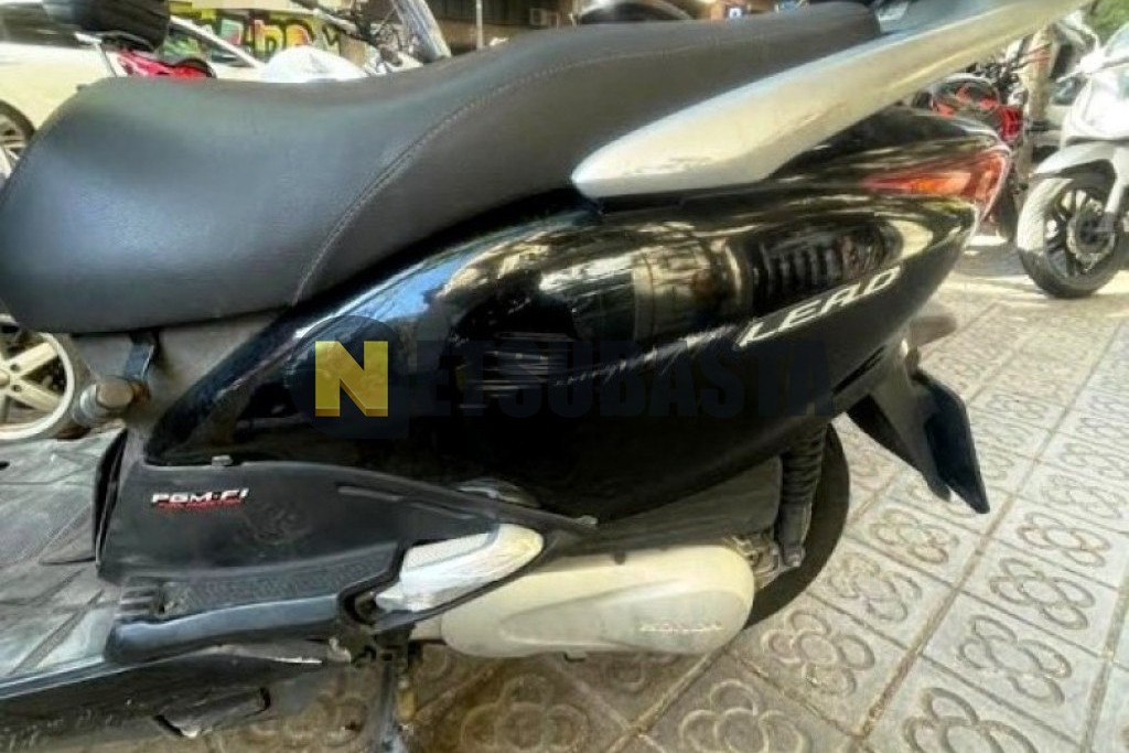 Honda SCV 100 LEAD 2010