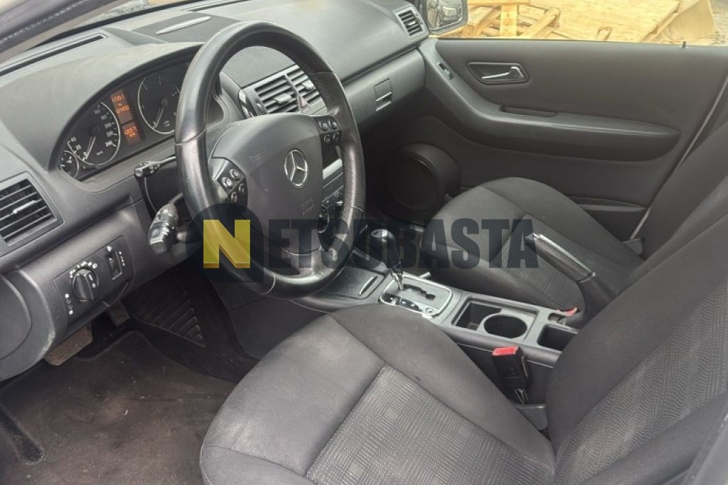 Mercedes-Benz A 180 CDI Autotronic 2010