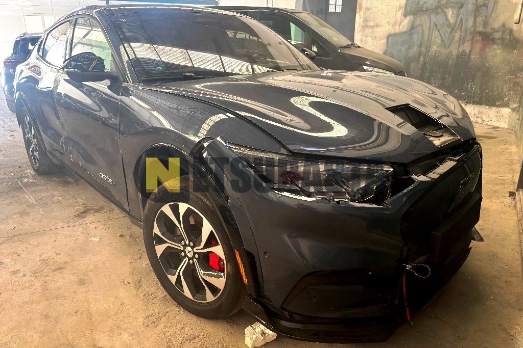 Ford Mustan Mach-E AWD Rango 76 kWh 2021