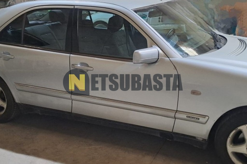 Mercedes-Benz E 220 CDI Aut. 1999